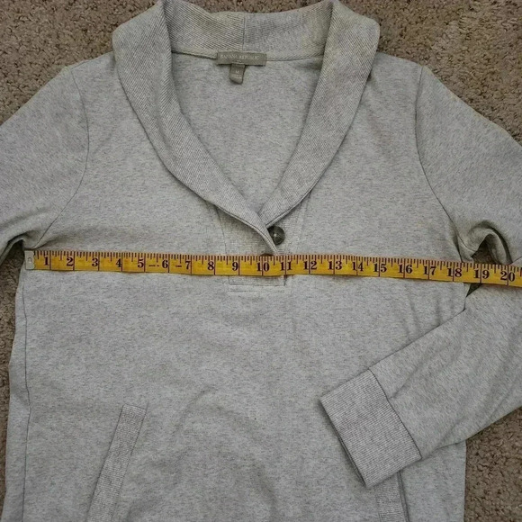 Banana Republic Factory Women Shawl Neck Button Sweater Heather Gray Size M - Picture 4 of 7